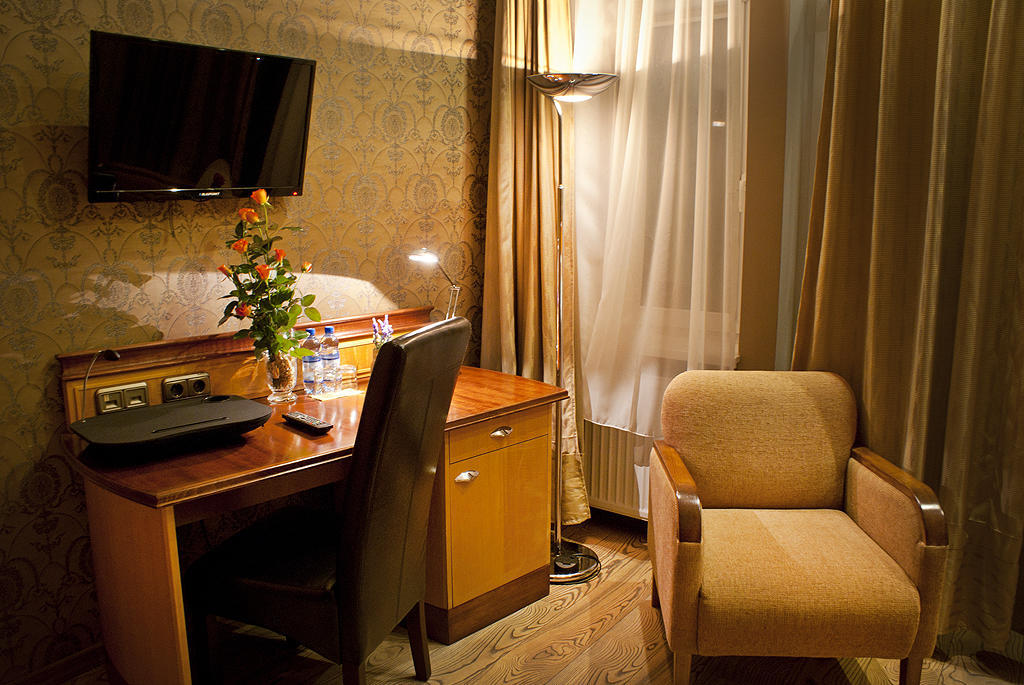 Hotel Mcm Plus غوجوف فييلكوبولسكي الغرفة الصورة